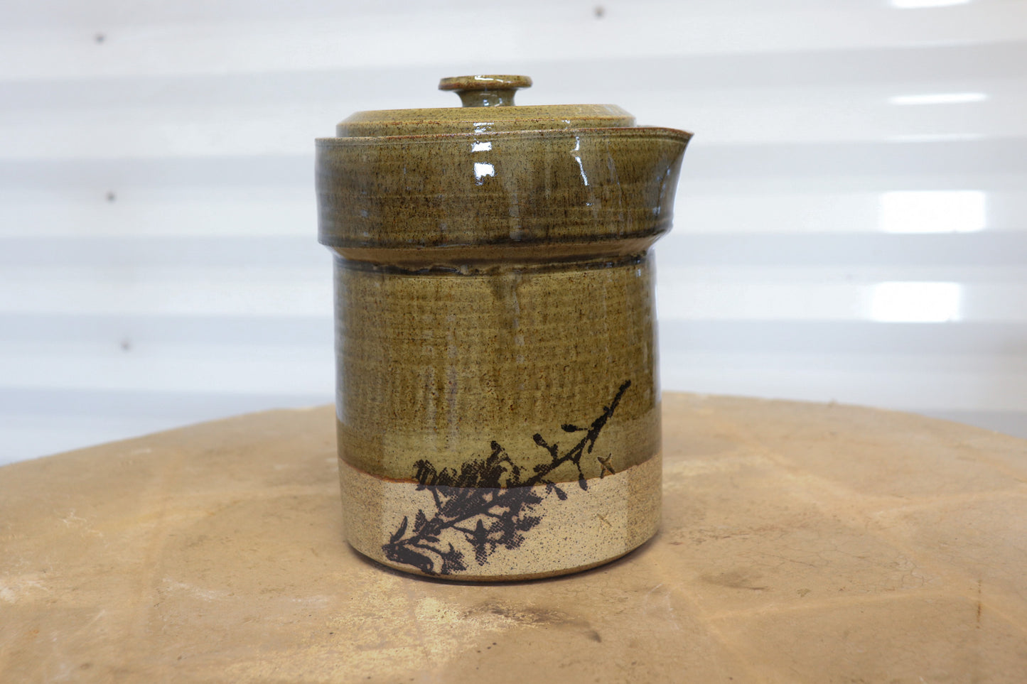 Goat Skull Waterlocking Crock - 1/2 gallon