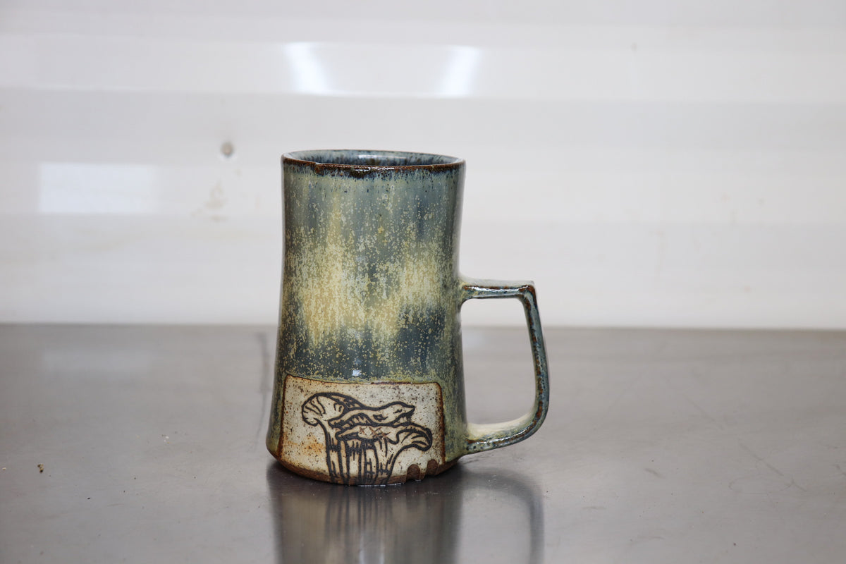 Wide Base Mug - Chanterelle