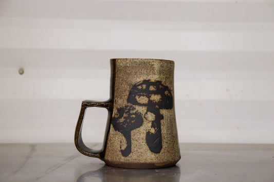 Wide Base Mug - Amanita