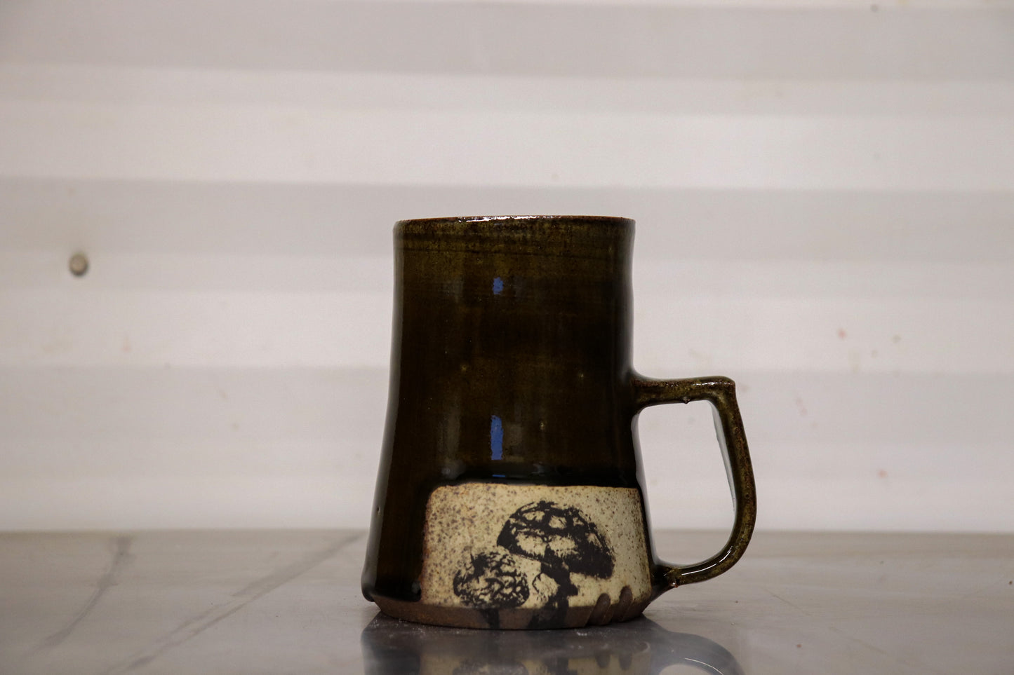 Wide Base Mug - Amanita