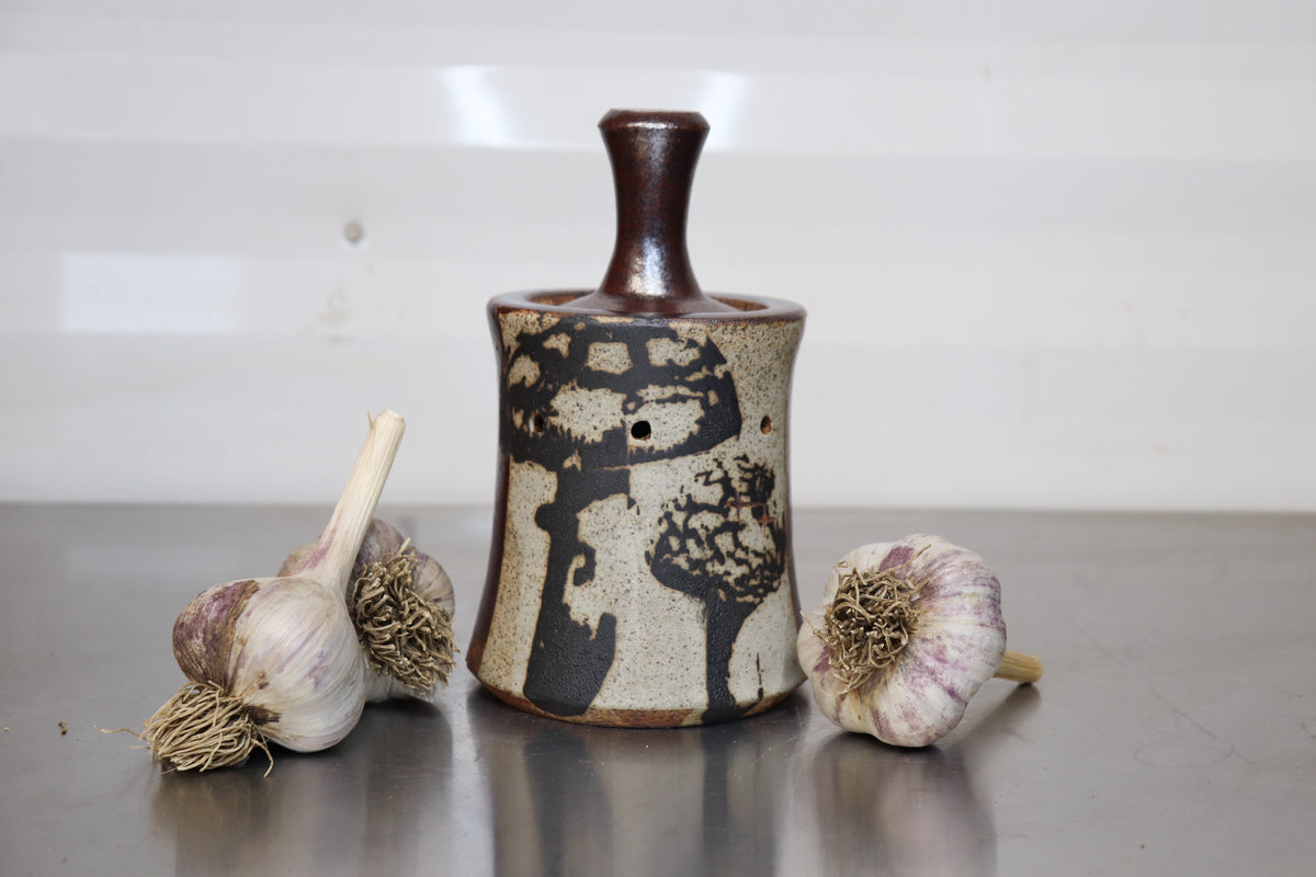 Garlic Keeper - Amanita Mushroom