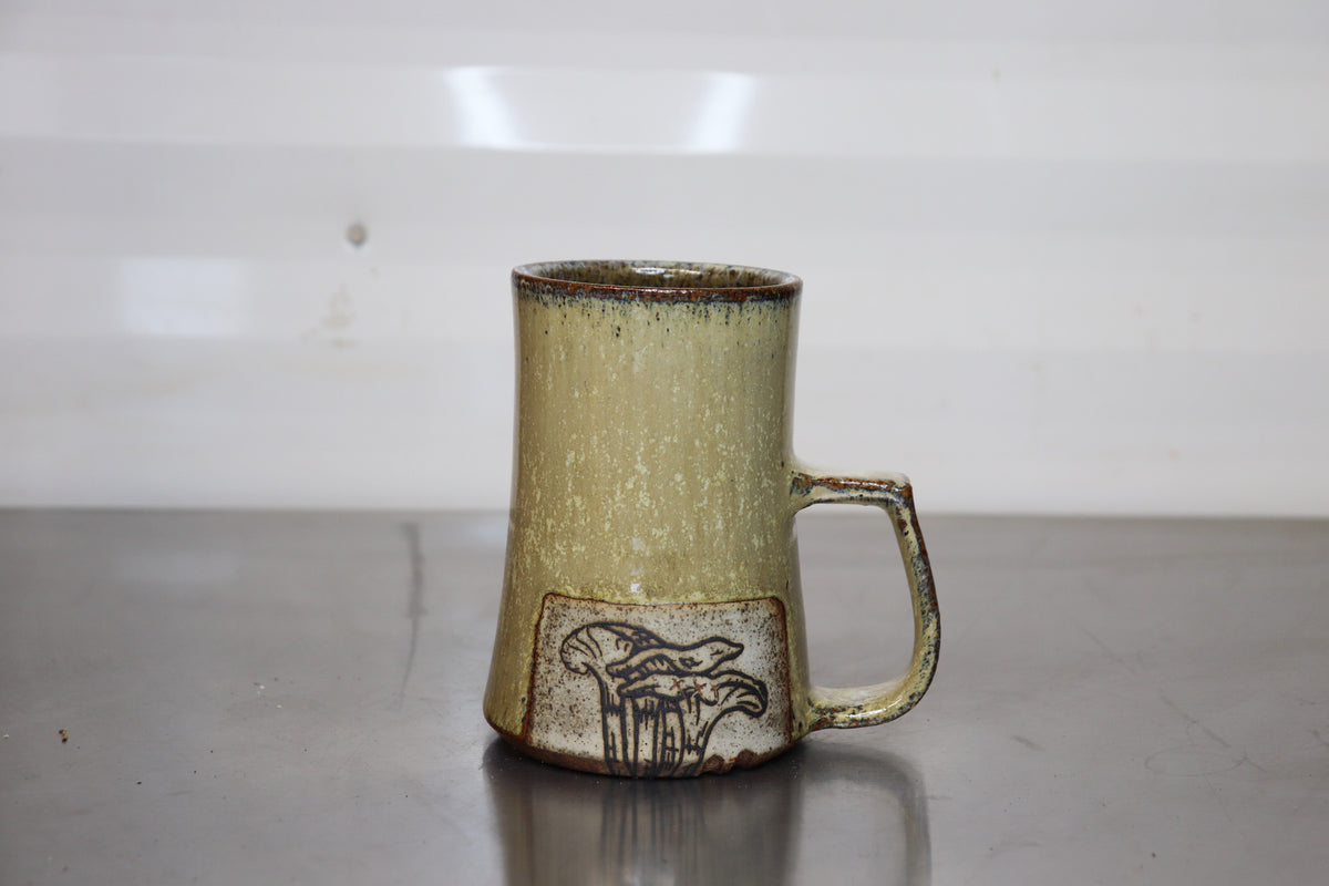 Wide Base Mug - Chanterelle
